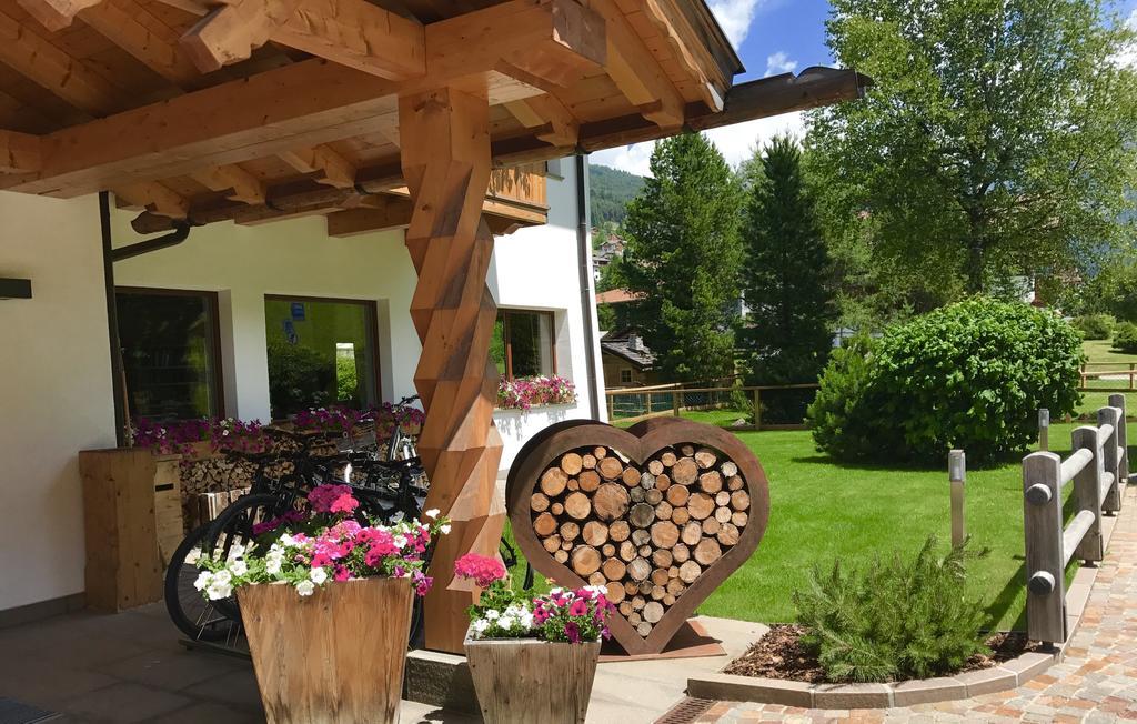 Hotel Arnaria 4*