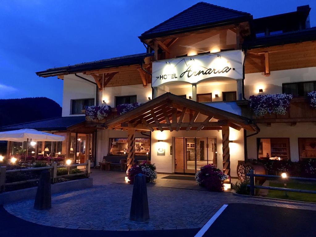 Arnaria Hotel Urtijëi